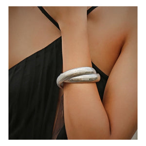 18K Rhodium-Filled Intertwined Wide Snake Bangle Set